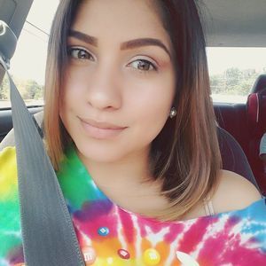 Meet your Posher, Roxana